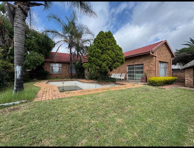 3 BEDROOM HOUSE FOR SALE IN NORKEM PARK